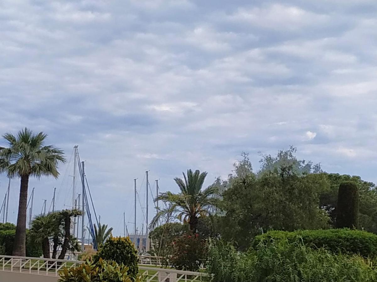 Studio Rez De Jardin Marina Baie Des Anges Villeneuve-Loubet Esterno foto
