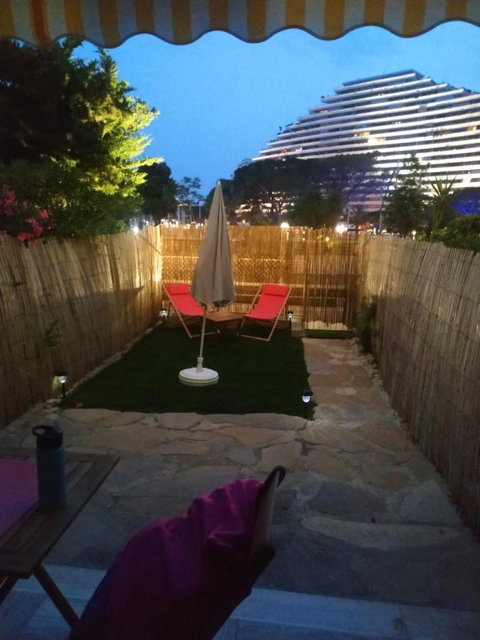 Studio Rez De Jardin Marina Baie Des Anges Villeneuve-Loubet Esterno foto