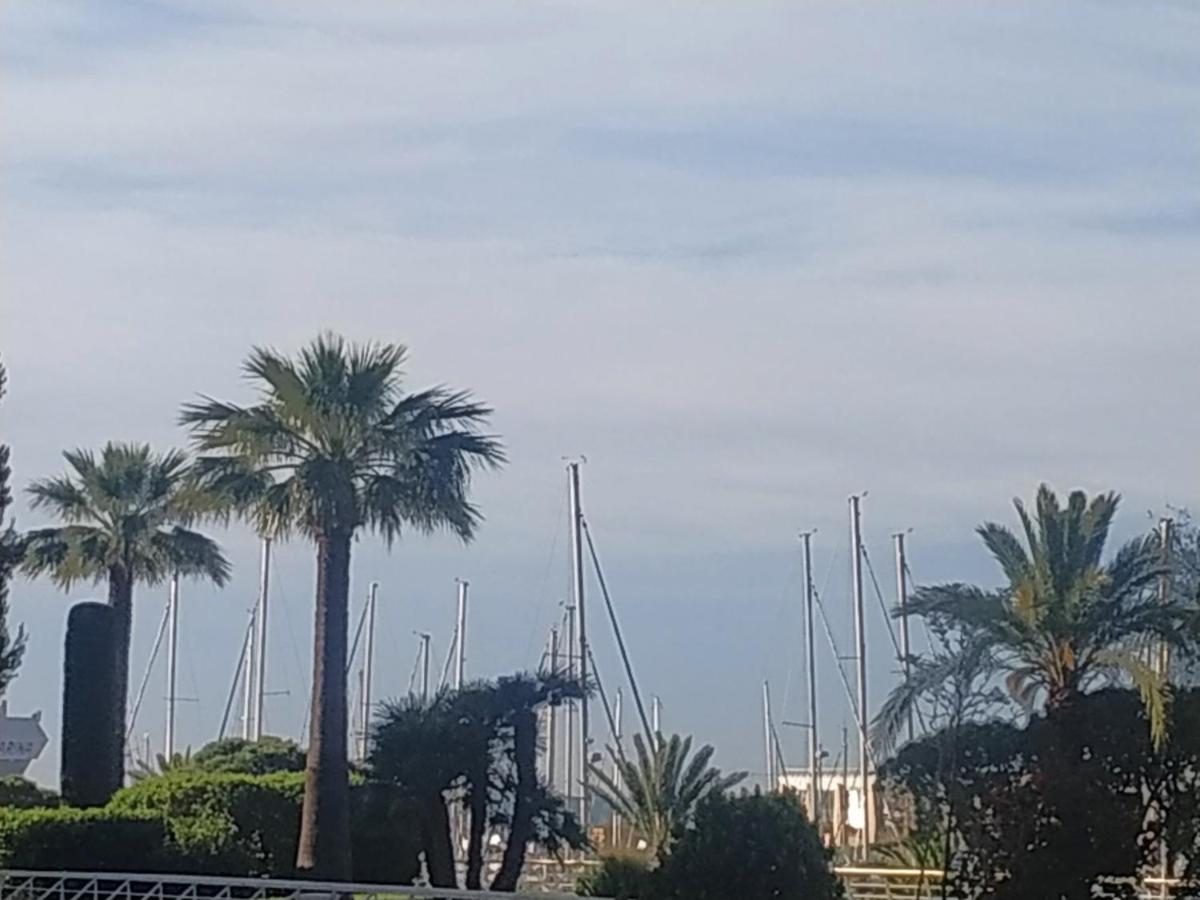 Studio Rez De Jardin Marina Baie Des Anges Villeneuve-Loubet Esterno foto