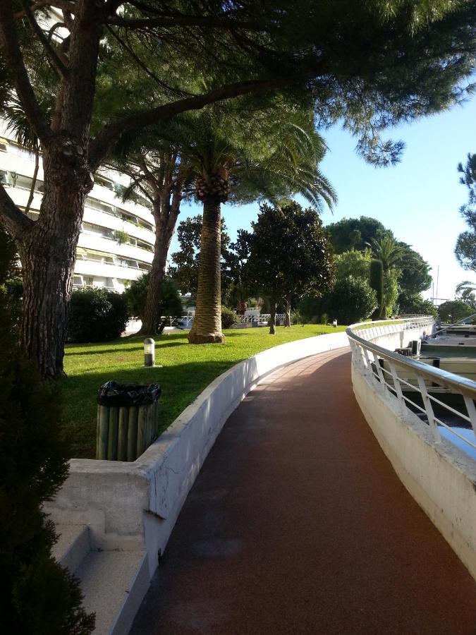 Studio Rez De Jardin Marina Baie Des Anges Villeneuve-Loubet Esterno foto